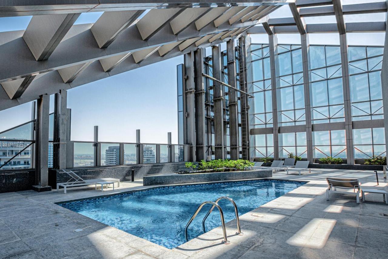 5 Star Sparkle Tower By Swarovski, Dubai Marina Eksteriør bilde