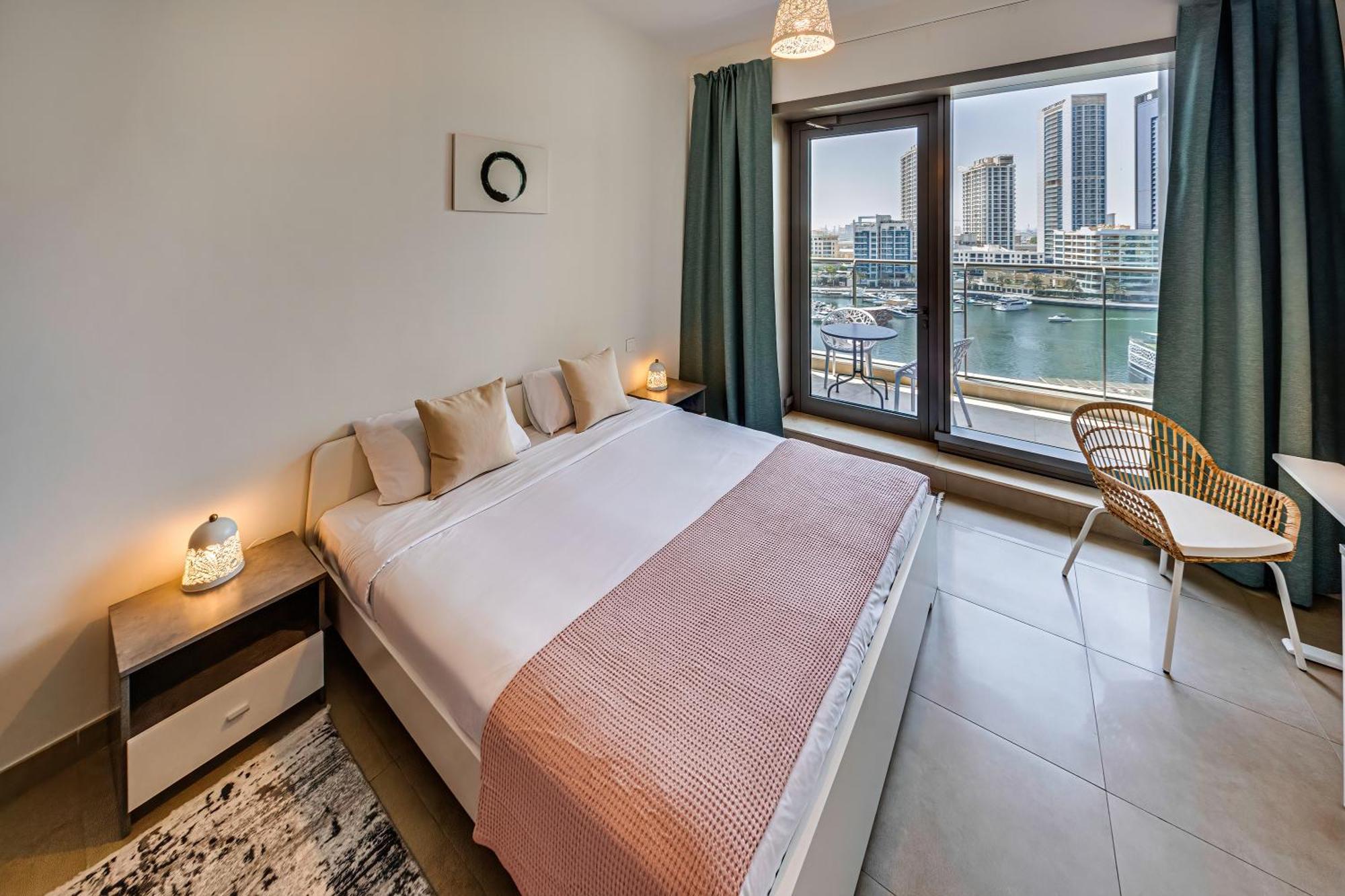 5 Star Sparkle Tower By Swarovski, Dubai Marina Eksteriør bilde