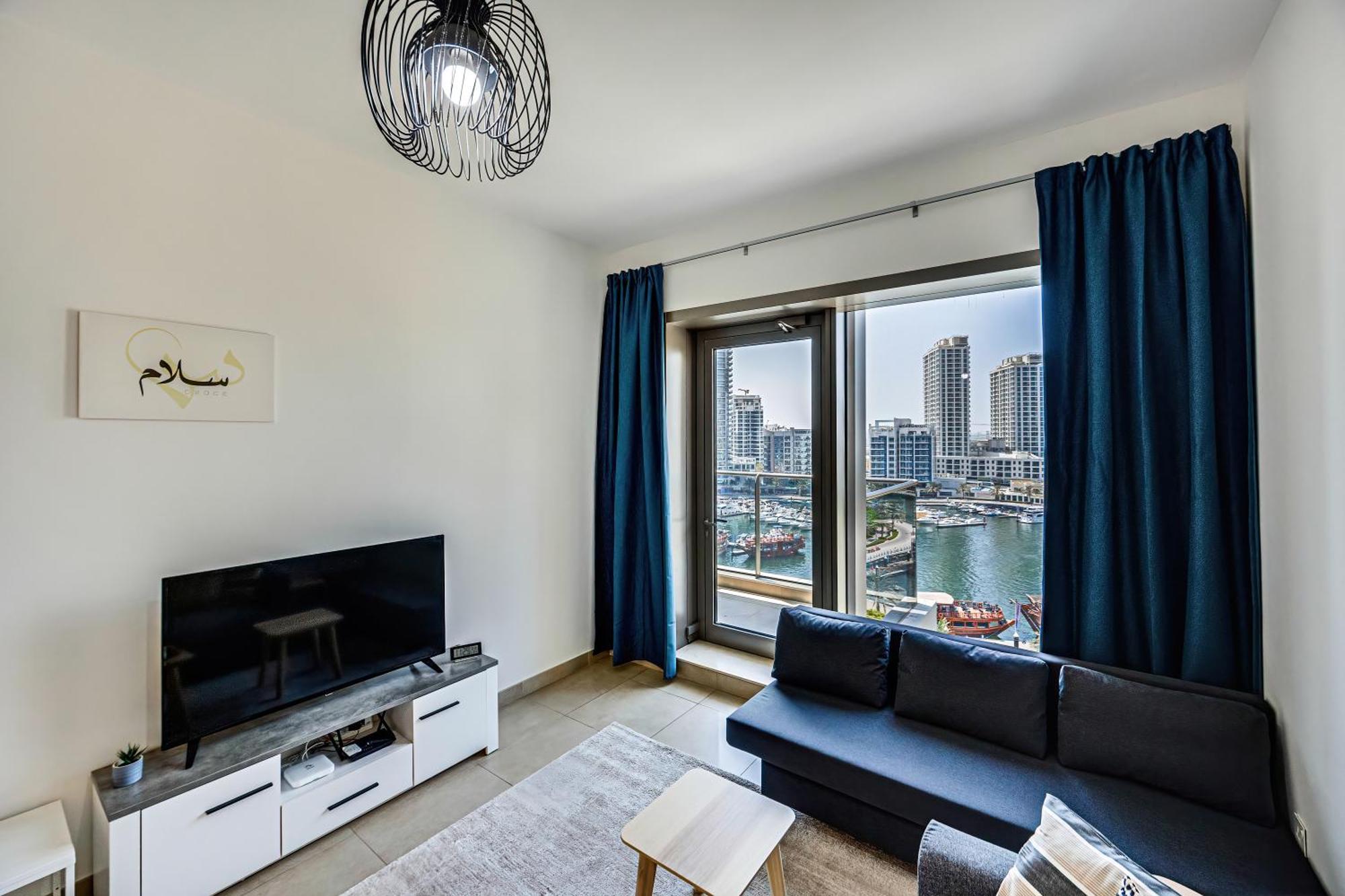 5 Star Sparkle Tower By Swarovski, Dubai Marina Eksteriør bilde