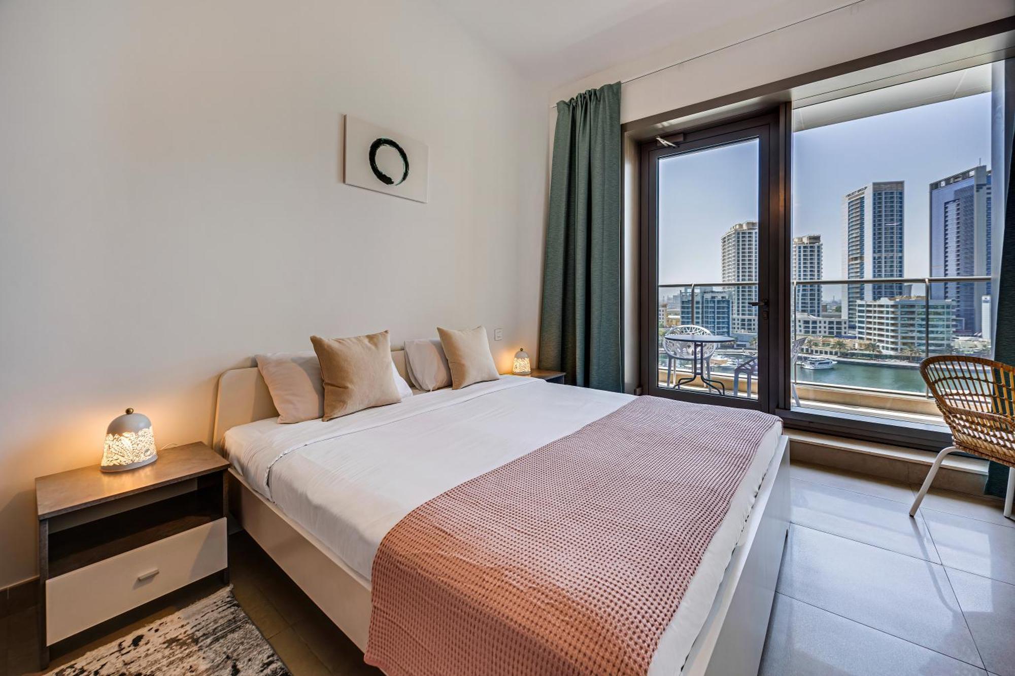 5 Star Sparkle Tower By Swarovski, Dubai Marina Eksteriør bilde